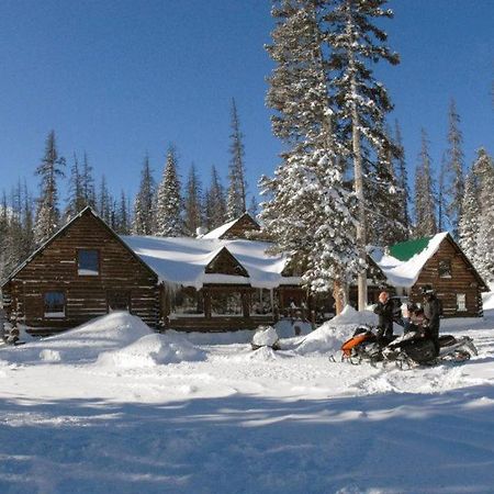 Snowy Mountain Lodge Centennial Exterior photo