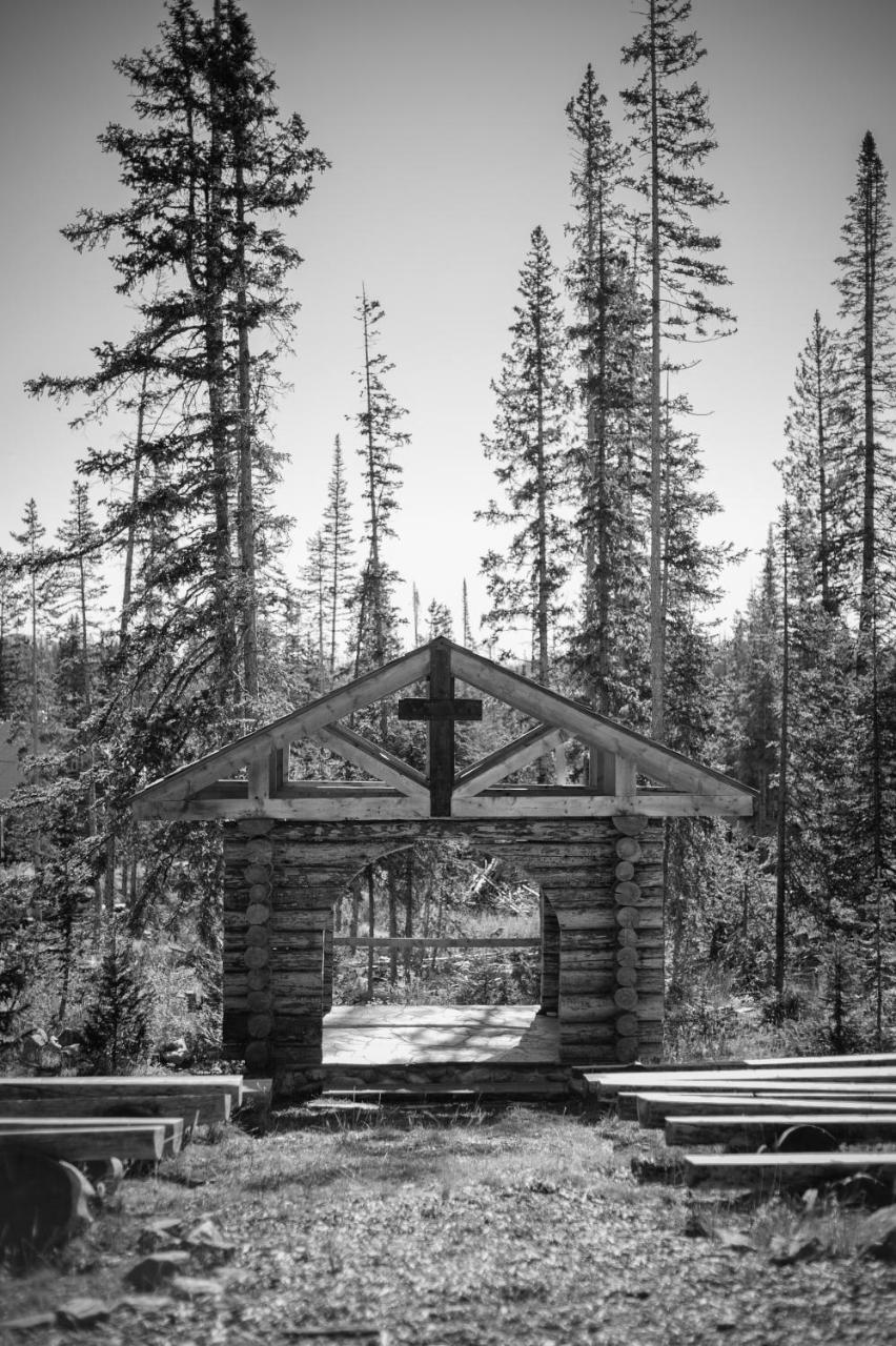 Snowy Mountain Lodge Centennial Exterior photo